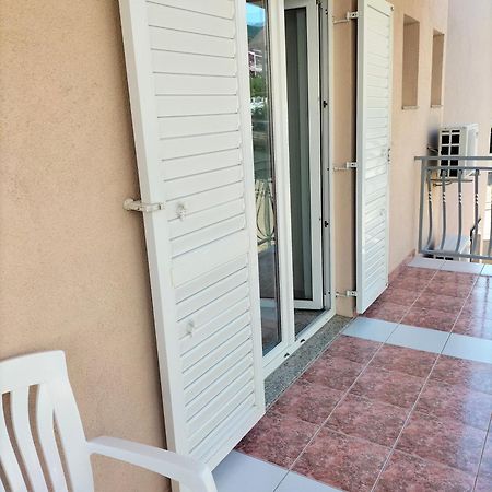 Studie-Apartment In Makarska, Kroatien Esterno foto