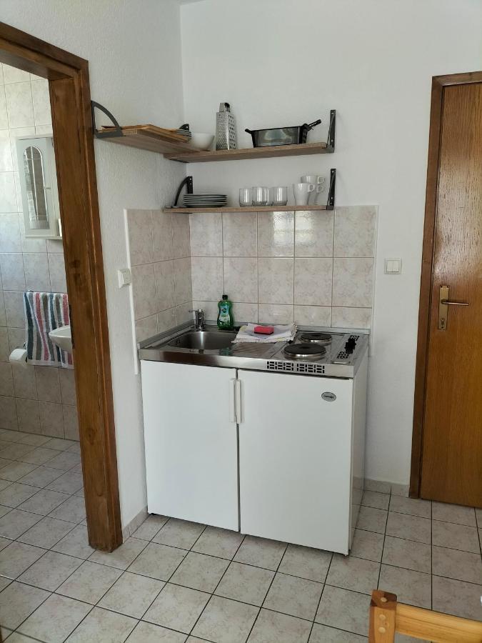Studie-Apartment In Makarska, Kroatien Esterno foto