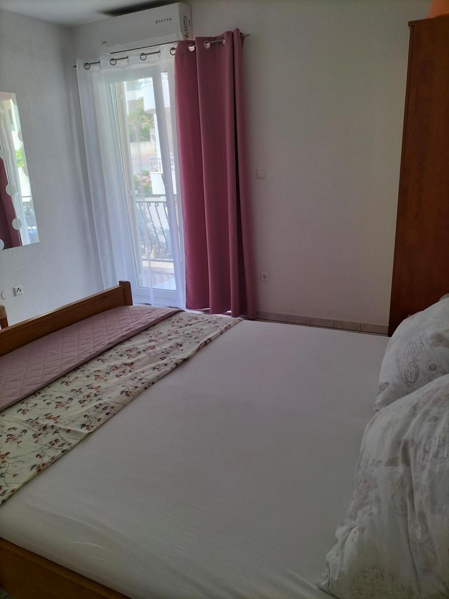 Studie-Apartment In Makarska, Kroatien Esterno foto